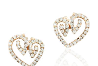 马LUV耳环由Karina Brez, 18K玫瑰金和钻石。