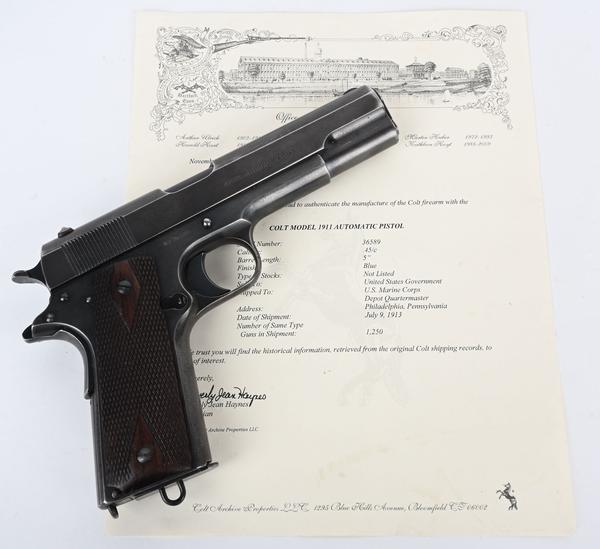 1911年7月9日运抵美国海军陆战队费城仓库的仅有1250支这种手枪中的一支。印有“美国财产”和“1911年美国陆军模型”的邮票，预计售价高达18000美元