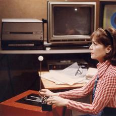 ．莉莲·施瓦茨以其在计算机生成艺术和计算机辅助艺术分析方面的开创性工作而闻名，她在整个职业生涯中创造了开创性的电影、视频、动画、特技、虚拟现实和多媒体艺术作品。