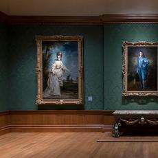 在胡ntington桑顿肖像画廊安装视图。从左至右：雷诺兹，戴安娜（萨克维尔），子爵夫人克罗斯比，1777;托马斯嘎insborough，蓝色男孩，1770;托马斯盖恩斯伯勒，伊丽莎白（甄克思）博福伊，后来伊丽莎白Pycroft，约1780.  The Huntington Library, Art Museum, and Botanical Gardens.